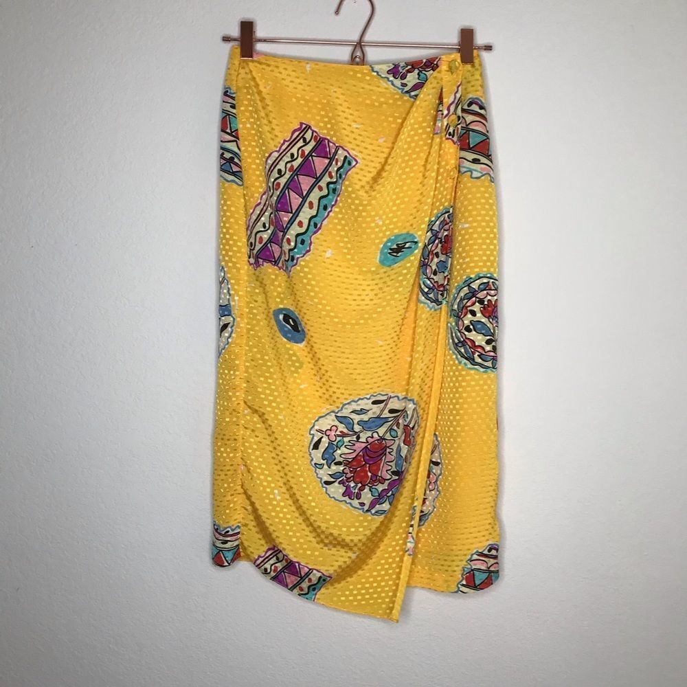 Beautiful vintage‎ Paris yellow wrap skirt